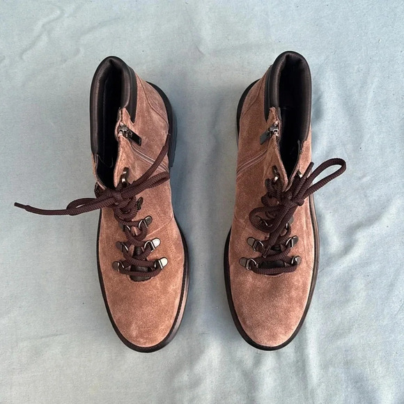 NWOT Aquatalia Liviana Taupe Suede Weatherproof Combat Hiker Boots, Size 8.5M - Picture 3 of 9